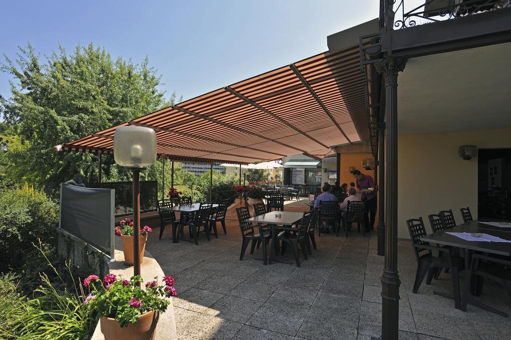 Hotel Restaurant Le Chalet Cortaillod Eksteriør bilde